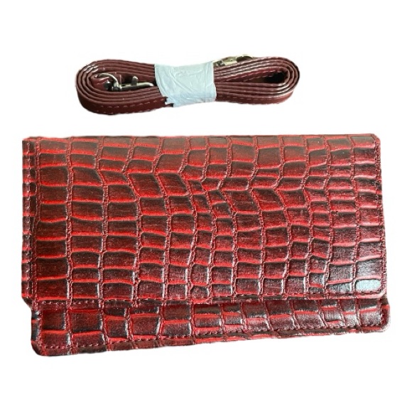 Nwot Red Leather CrocEmbossed Wallet Crossbody